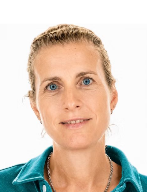 Laura Hartog