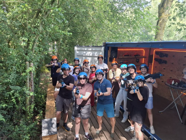 Teamuitje lasergamen